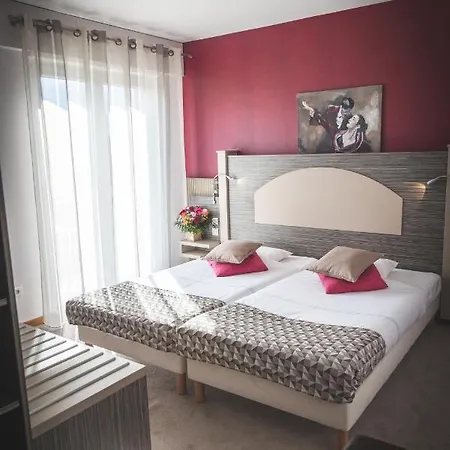 Du Bollenberg Cit'hotel - Restaurant Côté Plaine - De La Colline 3* Westhalten