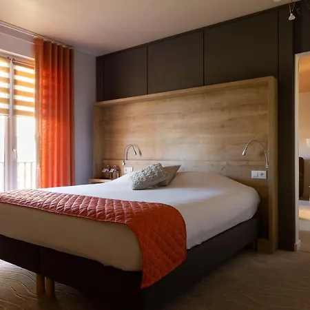 Du Bollenberg Cit'hotel - Restaurant Côté Plaine - De La Colline Hotel 3*