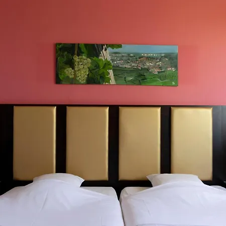Du Bollenberg Cit'hotel - Restaurant Côté Plaine - De La Colline